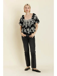Embroidered Puff Sleeve Top