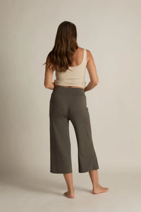 Wide Leg Bamboo Capri - Earl Gray