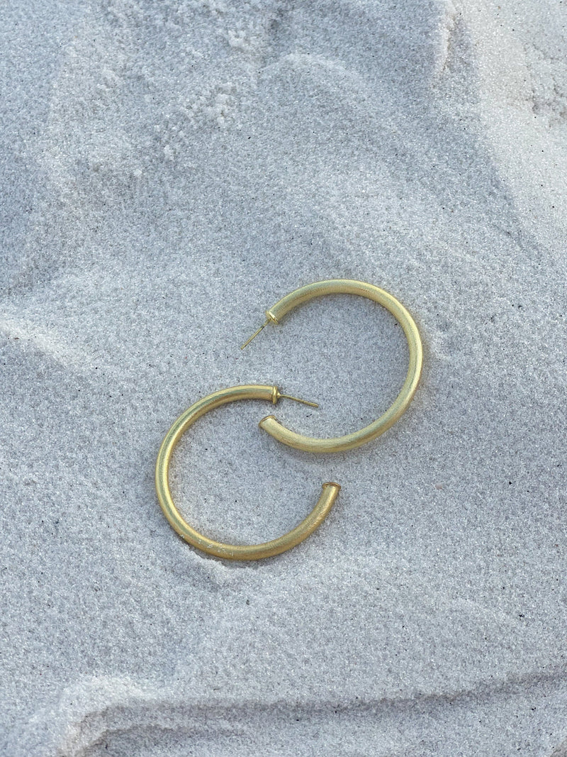 Small Everybody's Favorite Hoops - Brushed Gold