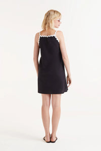 Short Black Picunela Dress