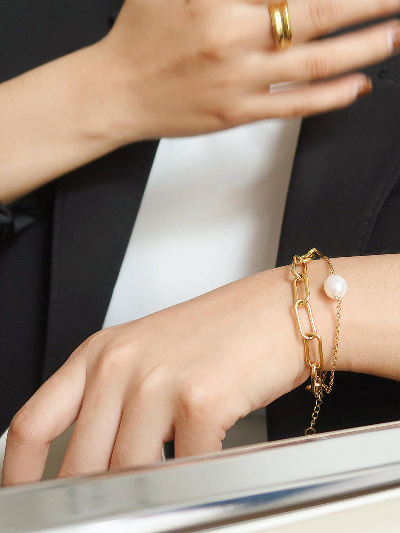 Chain Pearl Bracelet & CZ Earrings