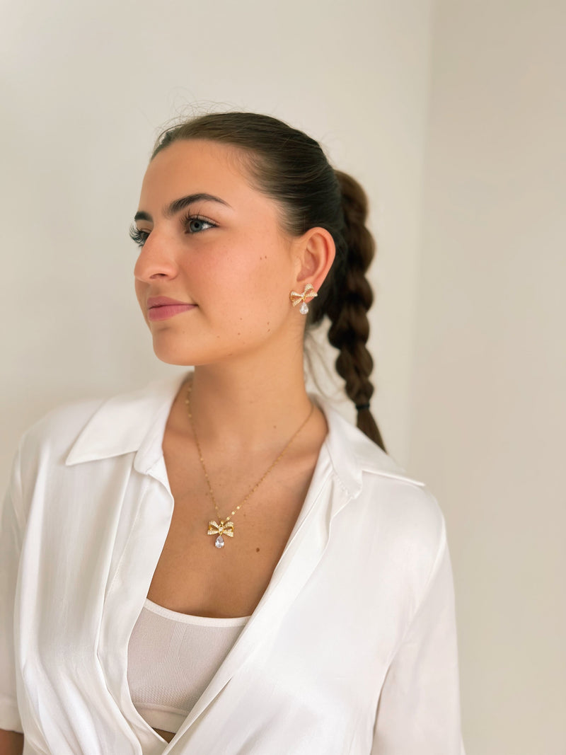 Felicity Bow Necklace