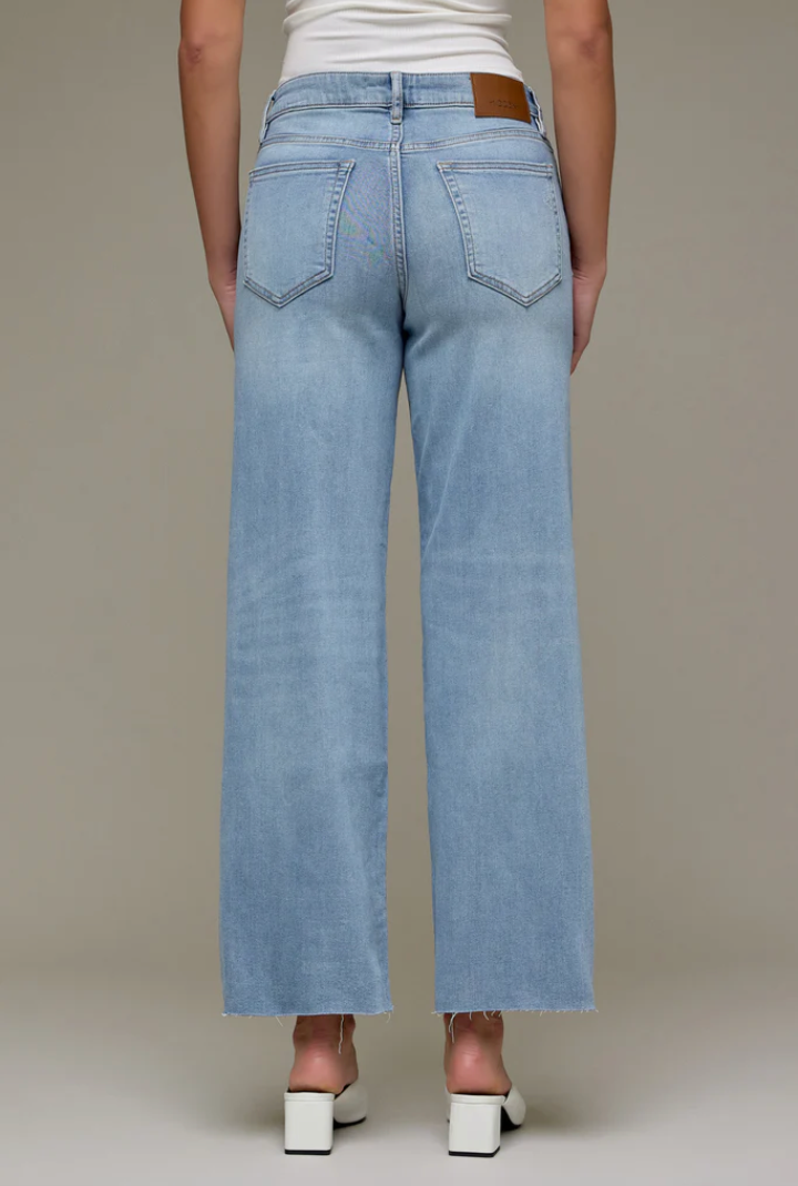 Logan Vintage Wash Mid-Rise Jean