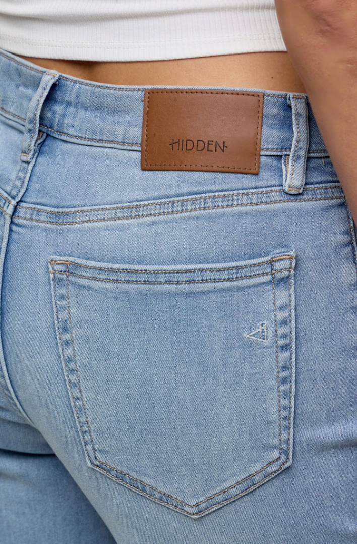 Logan Vintage Wash Mid-Rise Jean